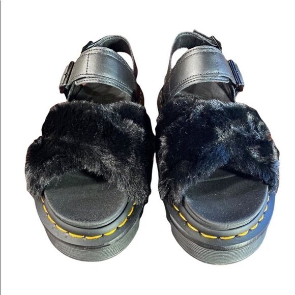 NEW! Dr. Martens Voss ll Fluffy Women's Black Sandals 11 - Picture 3 of 7